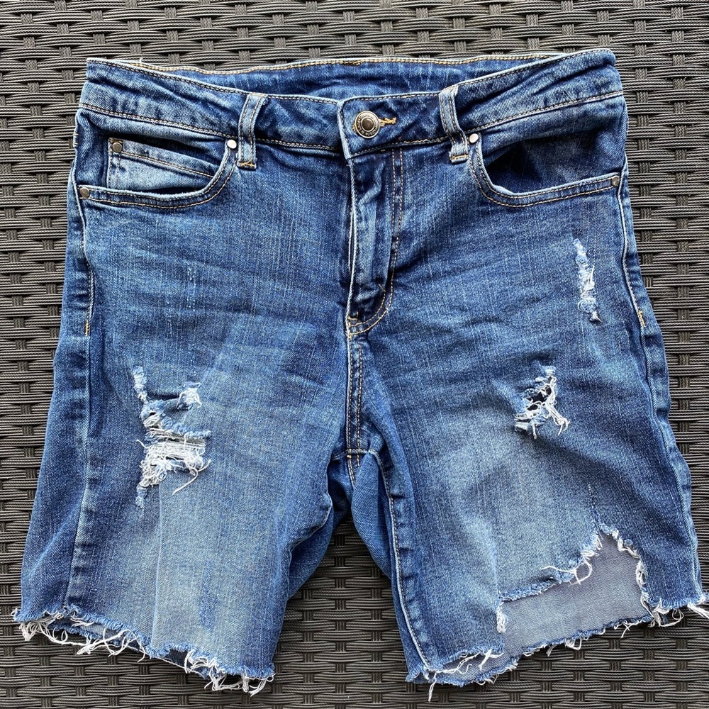 Grace & lace Distressed Blue Denim Shorts size 6